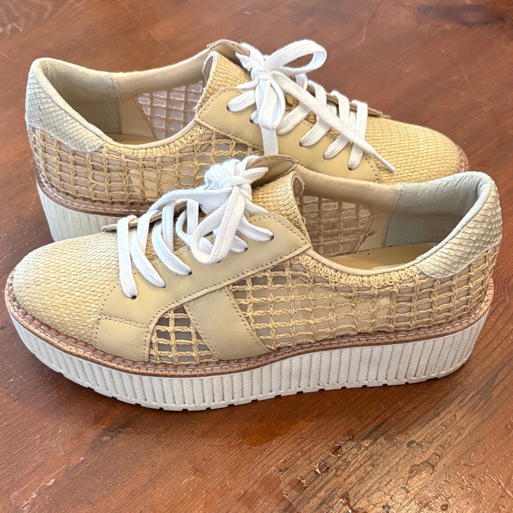 Dolce Vita Cream Platform Sneakers
